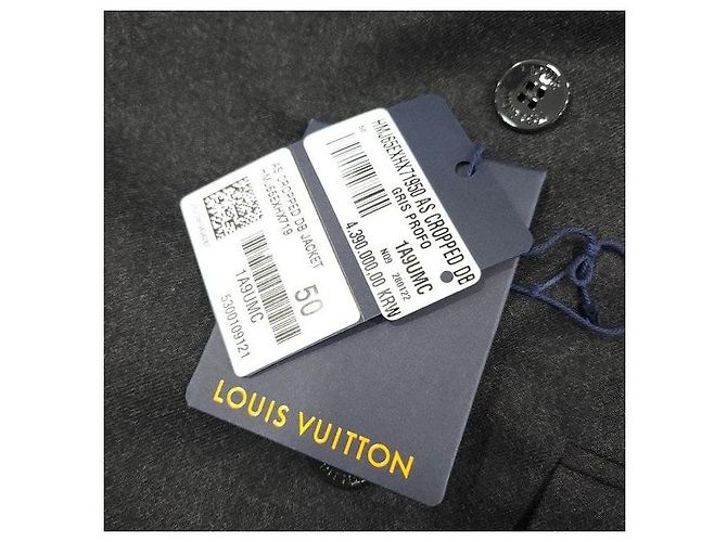 Louis Vuitton Short Cashmere Plain Logo Blazer Jacket - view 5