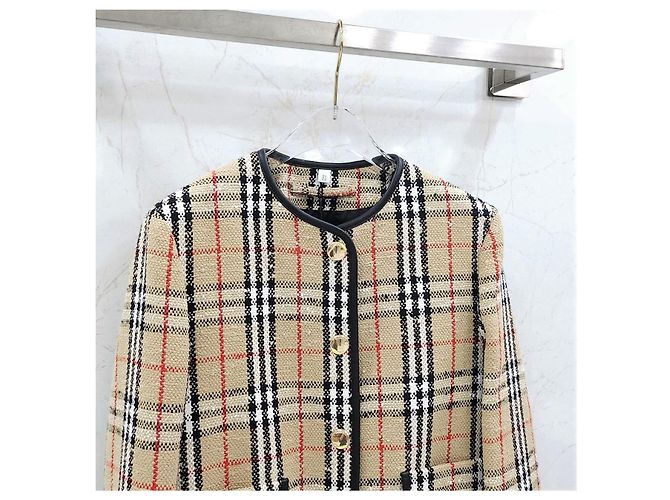 Burberry Bouclé-Karo-Jacke und Rock Set - Ansicht 14