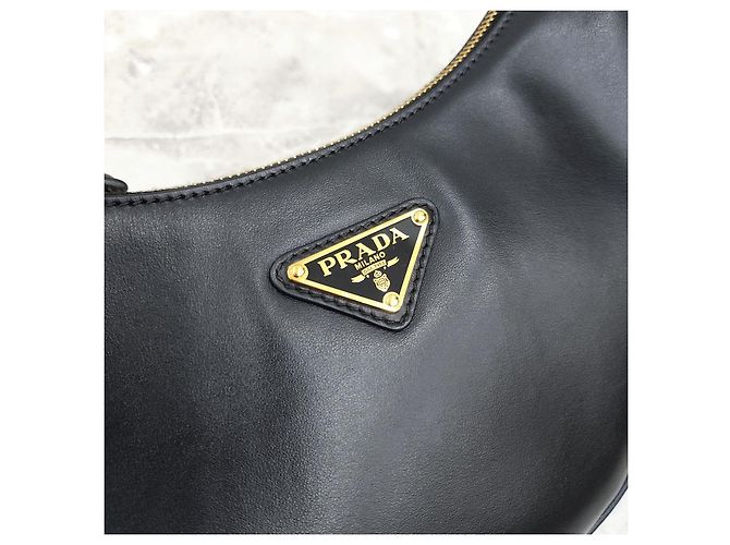 Prada Borsa a tracolla piccola in pelle - vista 14
