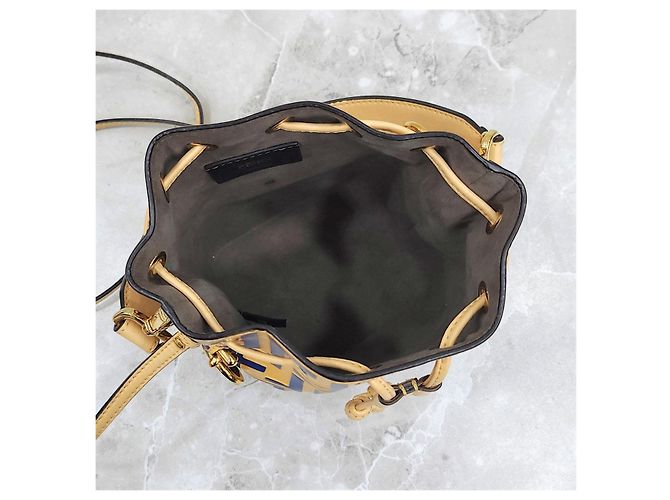 Borsa a secchiello Fendi in pelle verde - vista 12