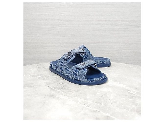 Sandali Chanel in denim blu con velcro - vista 4