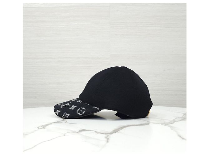 Louis Vuitton Cappello Monogram Endless Black - vista 13