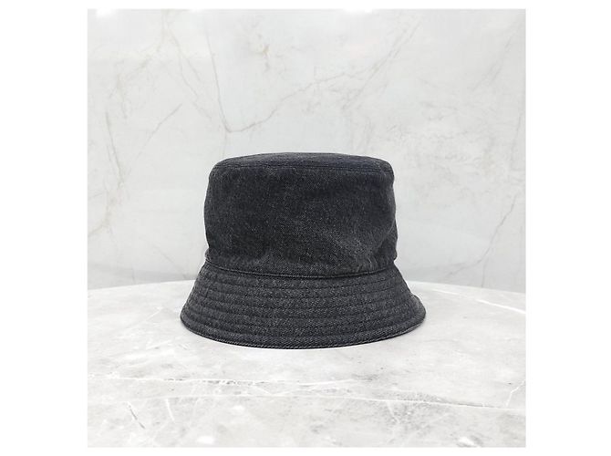 Prada Bucket Hat aus schwarzem Denim mit Triangle-Logo - Ansicht 11