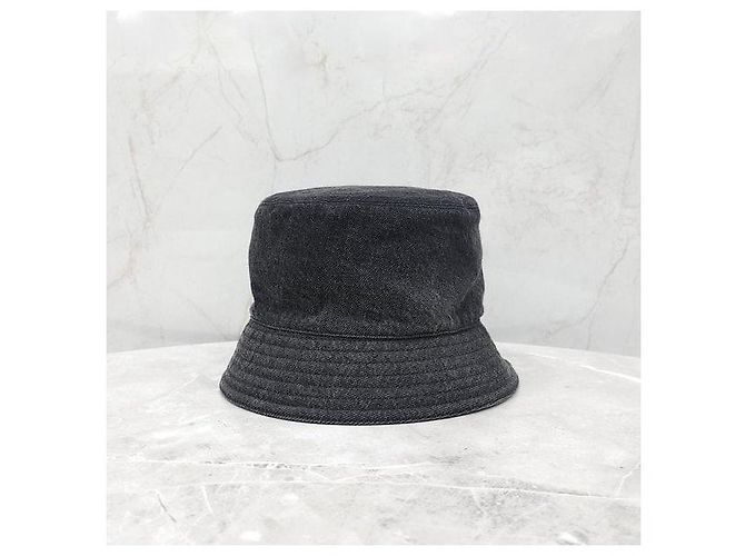 Prada Bucket Hat aus schwarzem Denim mit Triangle-Logo - Ansicht 3