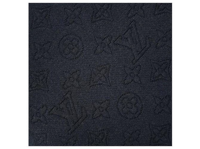 Louis Vuitton Camicia a maniche corte in misto seta monogram - vista 4