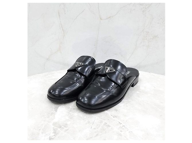 Prada Mule in pelle spazzolata con logo Triangle - vista 10