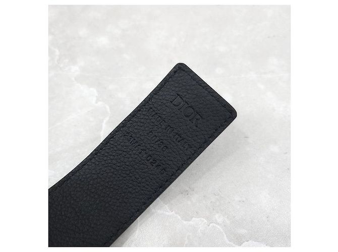 Dior Wendbare Oblique Ledergürtel mit CD-Schnalle - Ansicht 8