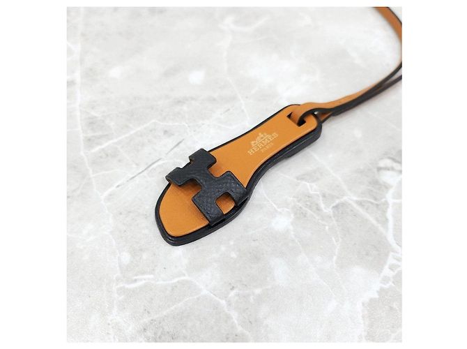 Hermès Apsong Oran Nano Charm - vista 15