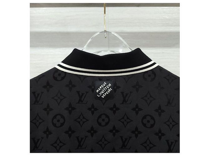Louis Vuitton Kurzärmeliges Seidenhemd mit Monogramm-Marmoriert-Jacquard XXL - Ansicht 15
