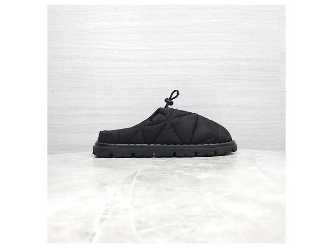 Prada Mules Pantofole Imbottite in Nylon Matelassé - vista 11