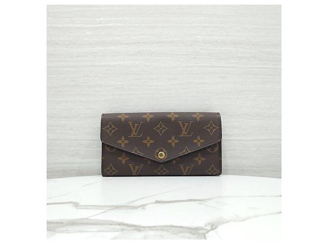 Louis Vuitton Cartera Larga Sarah Monogram - vista 10