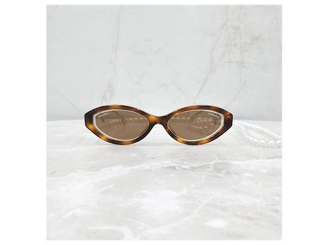 Chanel Gafas de sol Cat Eye con correa de perlas - vista 12