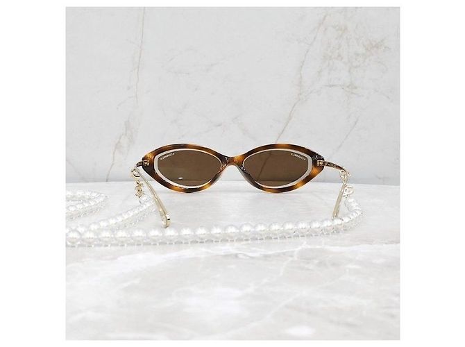 Chanel Gafas de sol Cat Eye con correa de perlas - vista 14