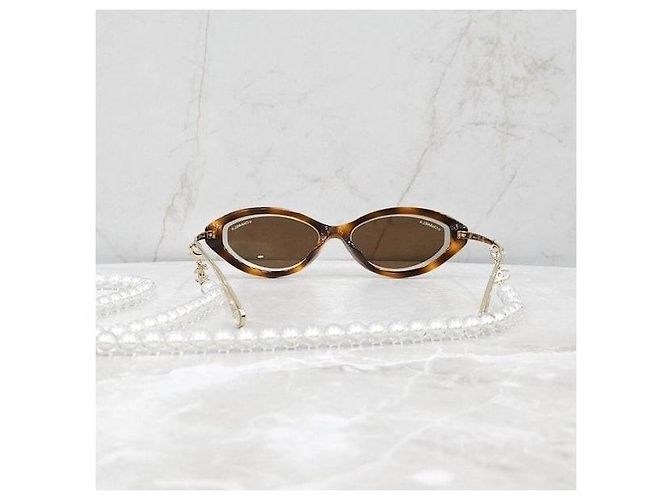 Chanel Gafas de sol Cat Eye con correa de perlas - vista 3