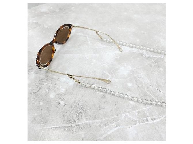 Chanel Gafas de sol Cat Eye con correa de perlas - vista 8