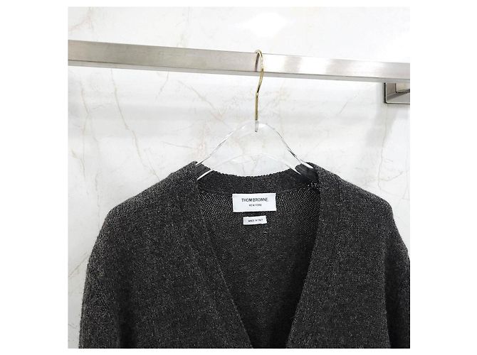 Thom Browne Cardigan aus Shetland-Wolle in Charcoal - Ansicht 10