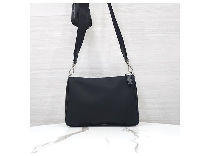 Prada Borsa a tracolla pouch in nylon con logo Triangle - vista 11