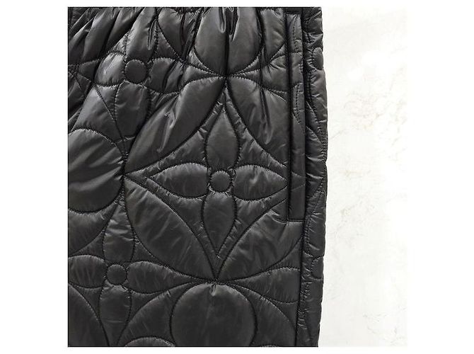 Louis Vuitton Pantaloni Sporty Flower Monogram - vista 3