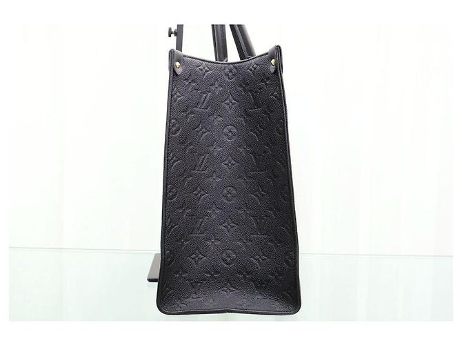 Louis Vuitton Borsa Tote Monogram Empreinte Onthego GM - vista 4