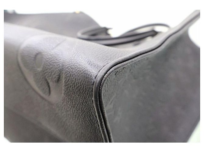 Louis Vuitton Borsa Tote Monogram Empreinte Onthego GM - vista 9