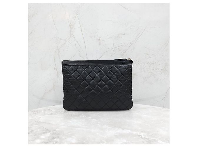 Chanel Clutch Boy in pelle di agnello Medium Nero e Oro - vista 12
