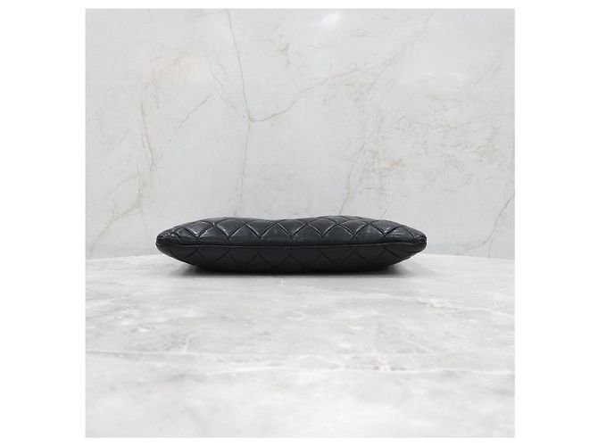 Chanel Clutch Boy in pelle di agnello Medium Nero e Oro - vista 15