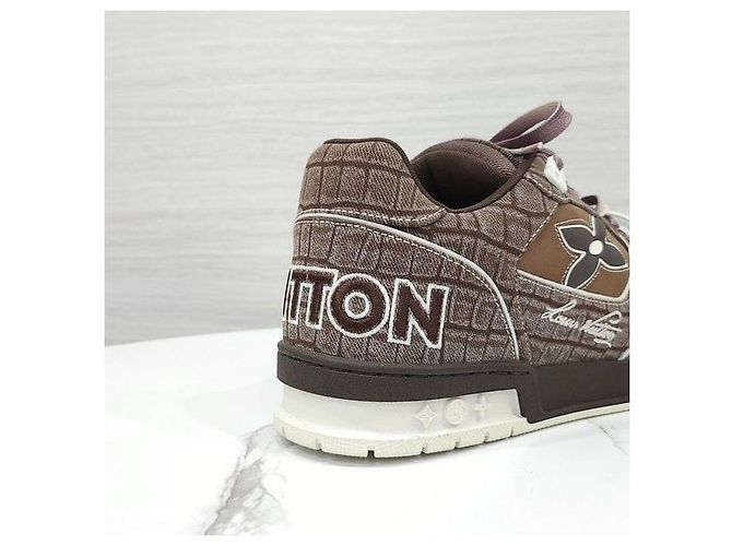 Louis Vuitton Sneakers Crocodile Trainer Mocha Brown - vista 7