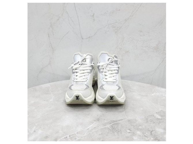 Louis Vuitton Monogram Run Sneaker - Ansicht 2