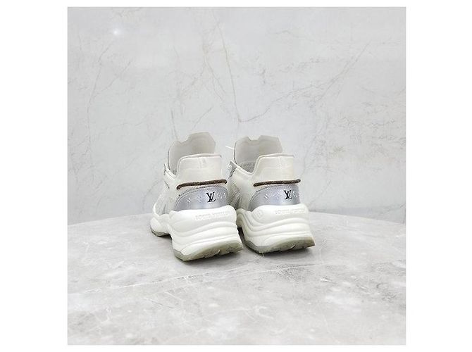 Louis Vuitton Monogram Run Sneaker - Ansicht 4