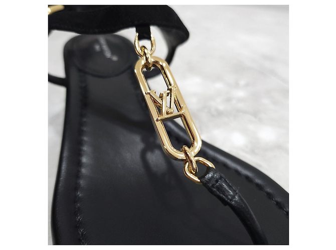 Louis Vuitton Sandali con logo in metallo dorato - vista 12