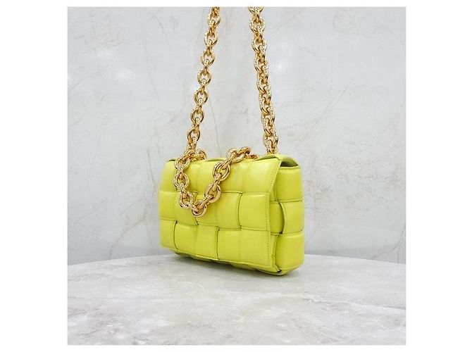 Bottega Veneta  mala de ombro Cassette acolchoada com corrente - vista 2