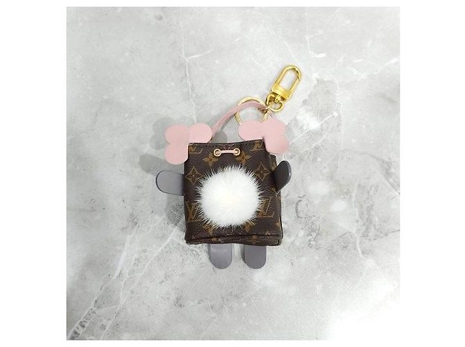 Louis Vuitton Charm Animal Monogram Neo Noe - vista 4