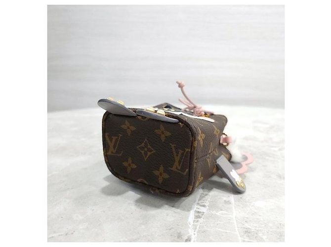 Louis Vuitton Charm Animal Monogram Neo Noe - vista 5