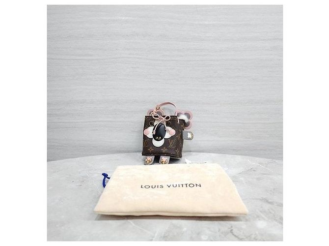 Louis Vuitton Charm Animal Monogram Neo Noe - vista 7