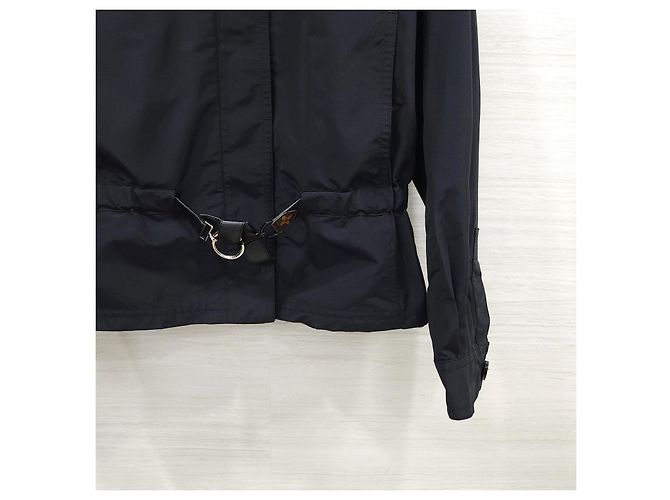 Louis Vuitton Giacca antivento corta con cappuccio monogramma - vista 12