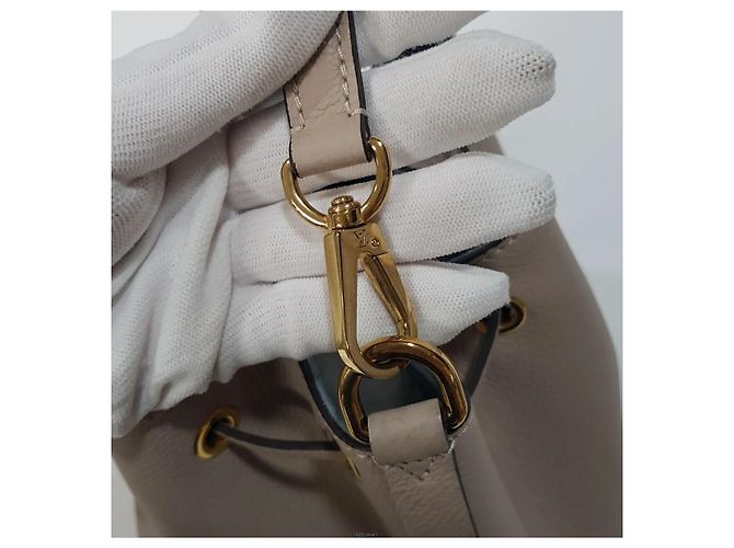 Bucket Borsa a secchiello Lockme Louis Vuitton Beige in pelle - vista 6