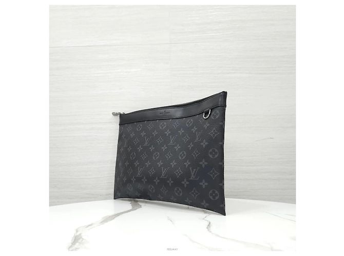 Louis Vuitton Pochette Apollo GM Monogram Eclipse - vue 2