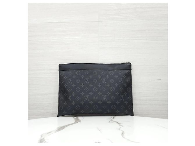 Louis Vuitton Pochette Apollo GM Monogram Eclipse - vue 3