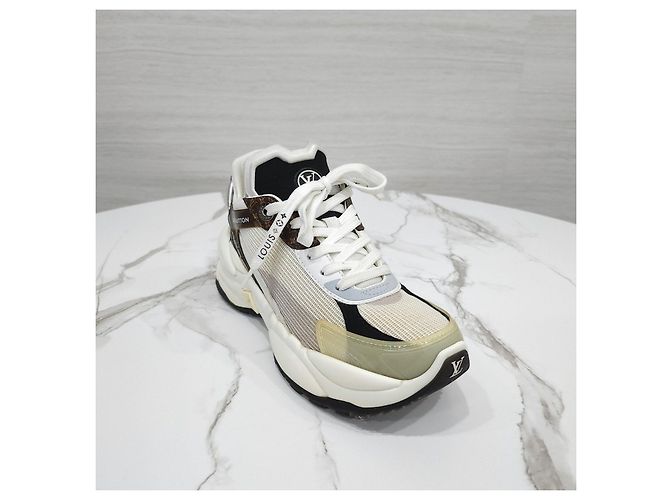 Louis Vuitton Sneakers Monogram Run - vista 12