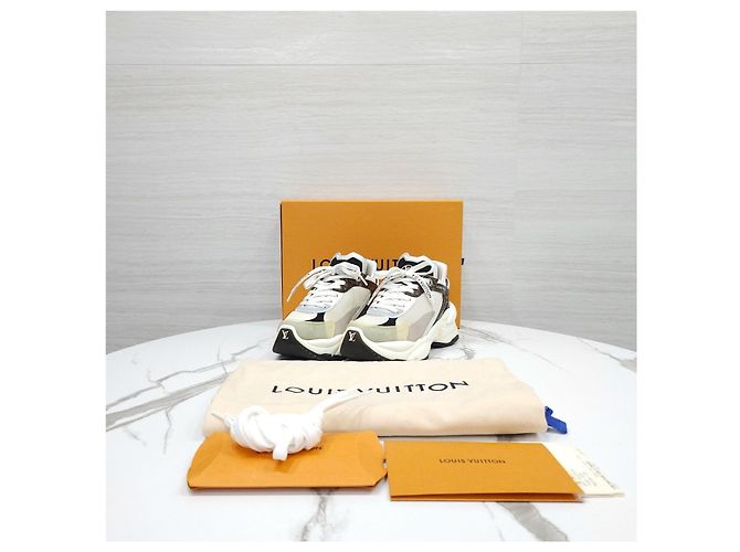 Louis Vuitton Sneakers Monogram Run - vista 14