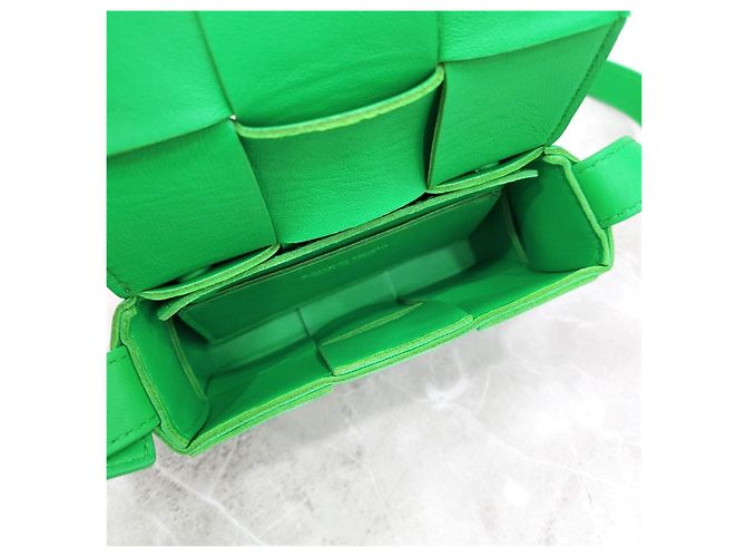 Bottega Veneta Mini borsa Cassette Intrecciato verde - vista 13