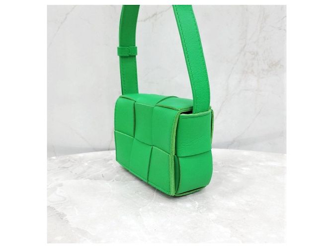 Bottega Veneta Mini borsa Cassette Intrecciato verde - vista 9