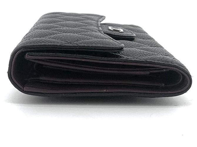 Chanel Classic Caviar Klappgeldbörse mit silbernem Logo - Ansicht 10
