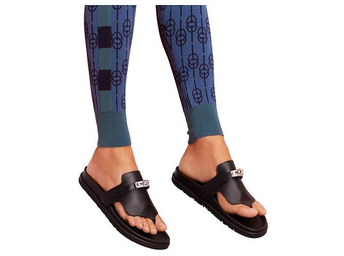 Sandali Hermès Empire in pelle nera - vista 6