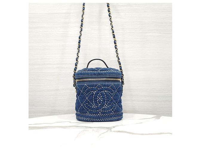 Chanel Série de malas de mão e tiracolo vanity em denim acolchoado - vista 11