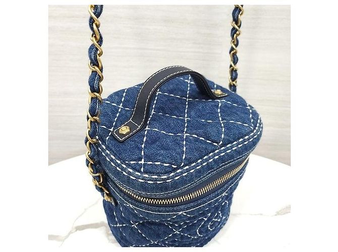 Chanel Série de malas de mão e tiracolo vanity em denim acolchoado - vista 4