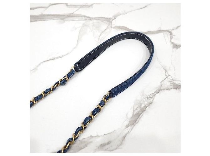 Chanel Série de malas de mão e tiracolo vanity em denim acolchoado - vista 6