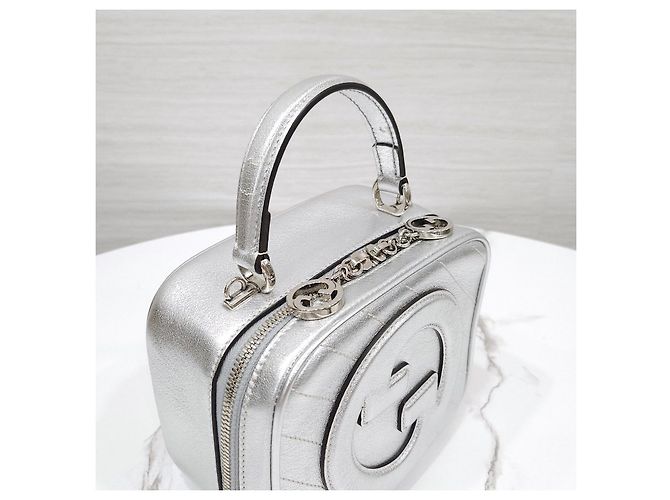 Gucci Borsa Blondie Mini Top Handle Argento Metallizzato - vista 14