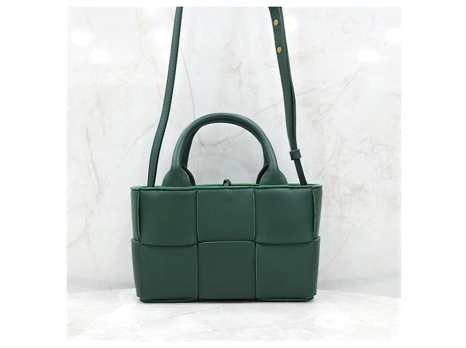 Bottega Veneta Borsa a spalla Arco Mini Tote Green Candy - vista 11