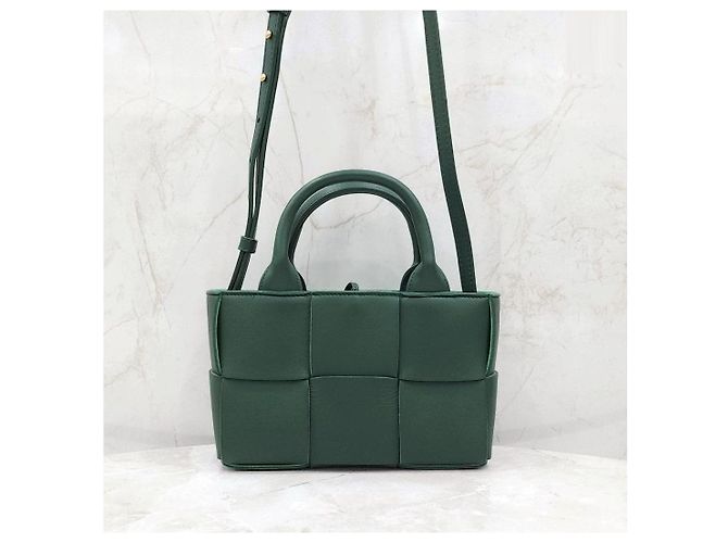 Bottega Veneta Borsa a spalla Arco Mini Tote Green Candy - vista 13